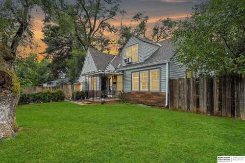 4228 Nebraska Avenue, Omaha, NE 68111