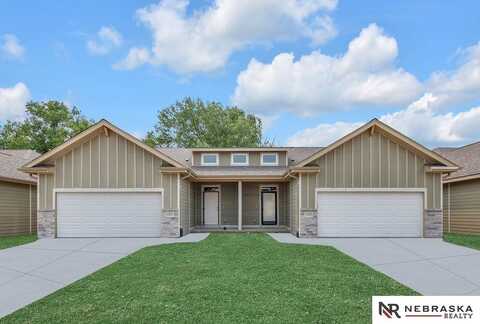 11020 97th Street, Papillion, NE 68046