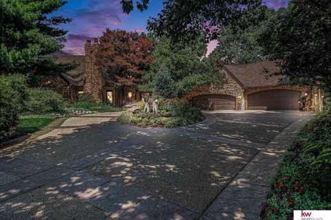 1108 S 113 Plaza, Omaha, NE 68144