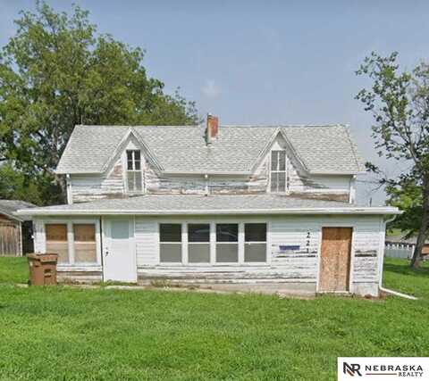 221 Maple Street, Pleasant Dale, NE 68423