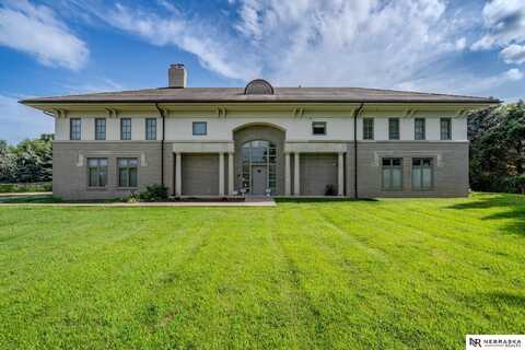 412 N 96th Street, Omaha, NE 68114
