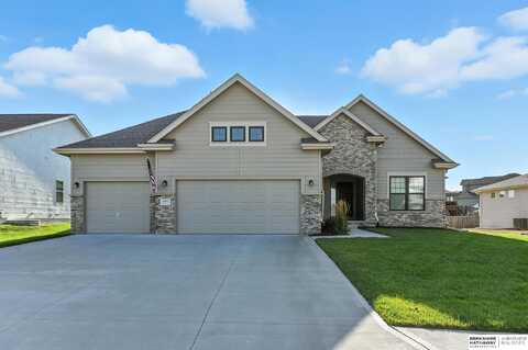 19842 Adams Street, Omaha, NE 68135