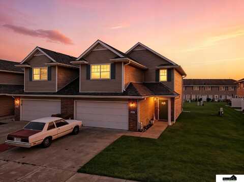 6011 Windhaven Drive, Lincoln, NE 68512
