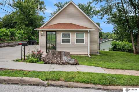 2018 N 35th Street, Omaha, NE 68111