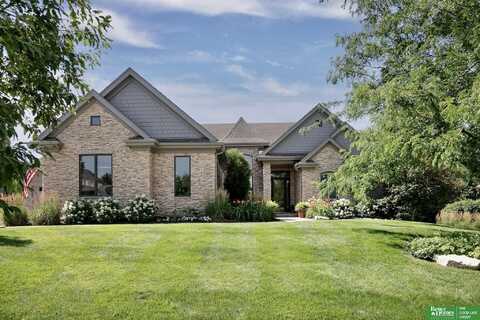 18817 Lafayette Avenue, Omaha, NE 68022