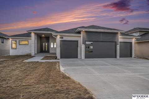 3314 S 212 Street, Elkhorn, NE 68022