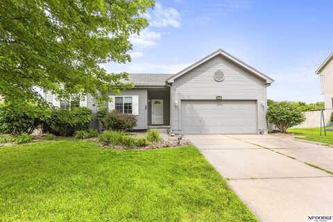 1503 Ridgeview Drive, Papillion, NE 68046