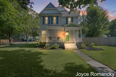 223 Johnson Street SE, Caledonia, MI 49316