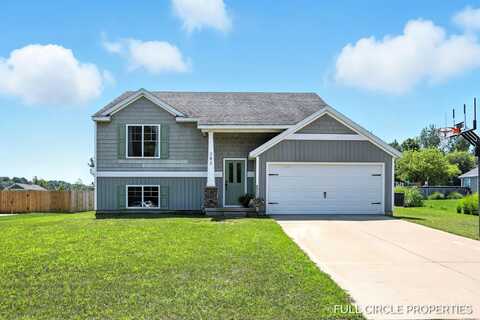 382 Green Ridge Drive, Caledonia, MI 49316