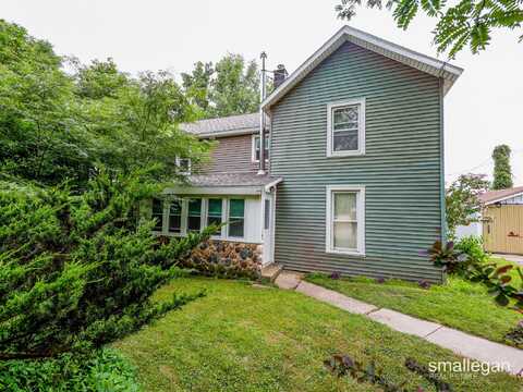 128 Mill Street SE, Caledonia, MI 49316