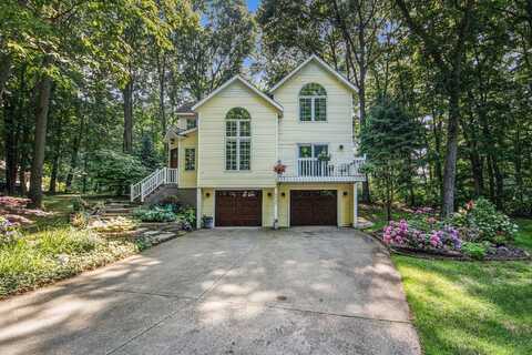 3330 Clearview Lane, Saugatuck, MI 49453