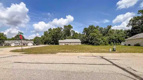 2801 Primrose Court, Niles, MI 49120