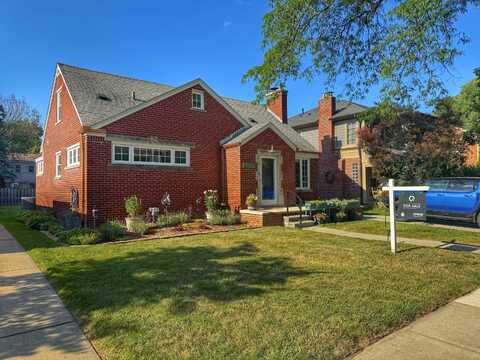 10724 Vernon Avenue, Huntington Woods, MI 48070