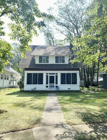 3126 S Portage Avenue, Grayling, MI 49738