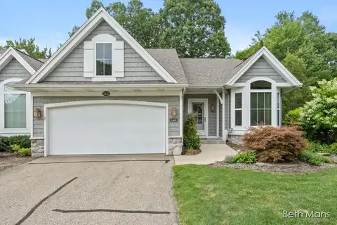 2482 Summit Ridge Drive NE, Grand Rapids, MI 49505