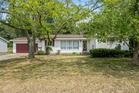 69 6 Mile Road NE, Comstock Park, MI 49321