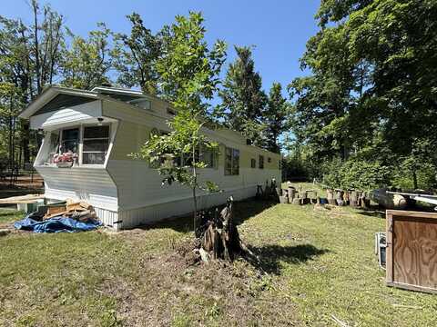 1810 Richard Road, Comins, MI 48619