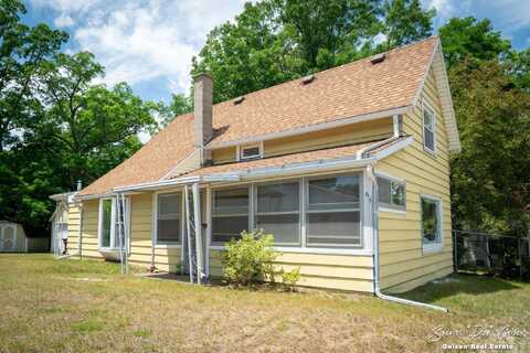 2870 W Long Lake Road, Orleans, MI 48865