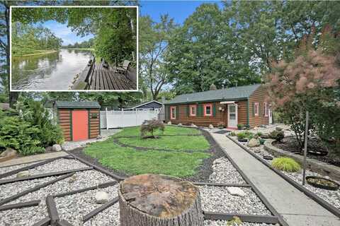 7542 Main Street, Newaygo, MI 49337