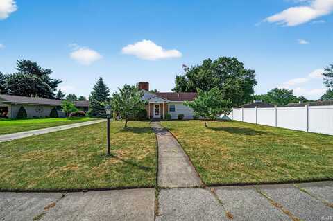 1522 Rockne Drive, South Bend, IN 46617