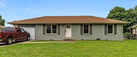 1003 E Parkview Street, Ozark, MO 65721