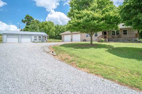 3702 Round House Road, Aurora, MO 65605