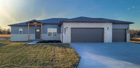 108 E Acacia Circle, Clever, MO 65631