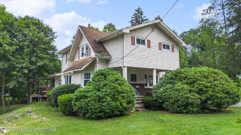 429 Clark Avenue, Clarks Summit, PA 18411