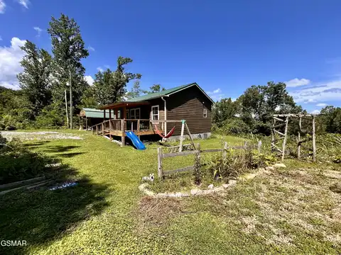 384 Loop Road, Gatlinburg, TN 37738