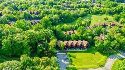 20 Augusta Dr, Vernon, NJ 07462