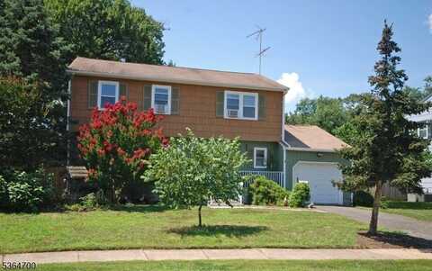 4 Kalman Ct, Middlesex Boro, NJ 08846