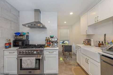 376 Claremont Ave, Montclair, NJ 07042