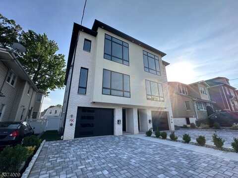248 Morningside Ave, Cliffside Park, NJ 07010