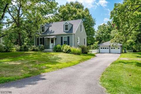 596 Elizabeth Ave, Franklin, NJ 08873