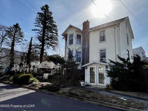 803 S Hanover Street, Nanticoke, PA 18634