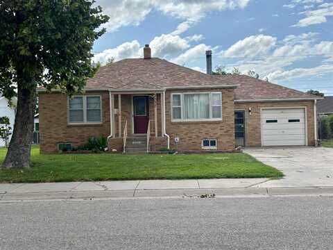 2537 Quivira Ave, Great Bend, KS 67530