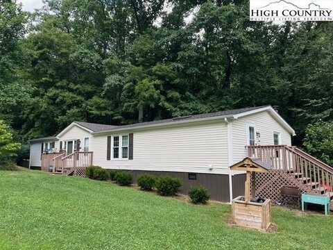1980 Mountain Dale Road, Vilas, NC 28692