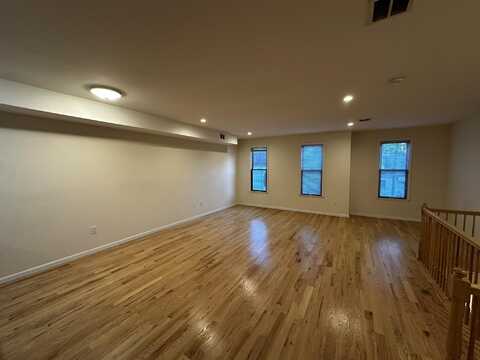 180 NORTH ST, JC, Heights, NJ 07307