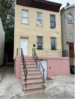 85 KEARNEY AVE, JC, Bergen-Lafayett, NJ 07305