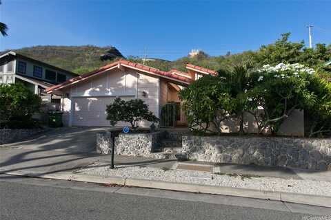 1244 Mokuhano Street, Honolulu, HI 96825