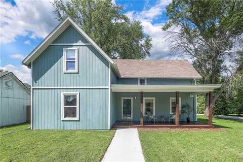802 S Second Street, Louisburg, KS 66053