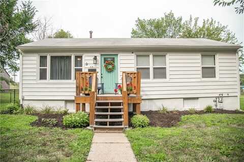 810 6th Street, Lees Summit, MO 64081