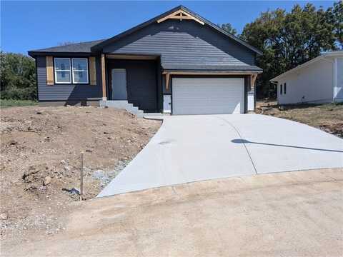 14404 E 49th Terrace, Kansas City, MO 64136