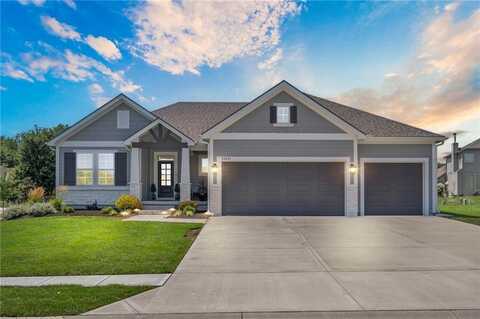 22651 Dunn Street, Spring Hill, KS 66083