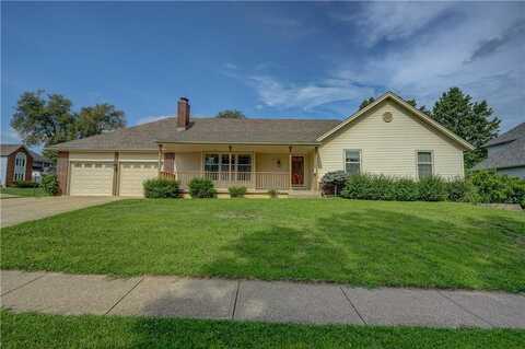 1024 SE Dover Drive, Lees Summit, MO 64081