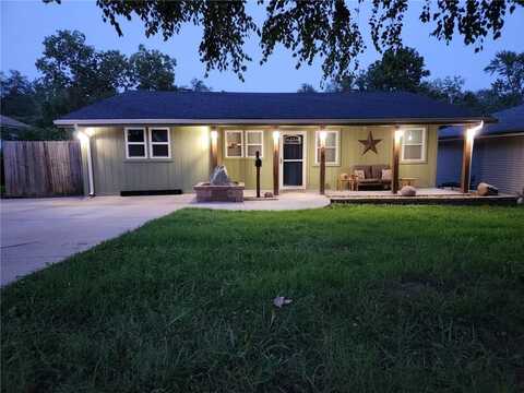 109 N Hawthorne Avenue, Independence, MO 64053