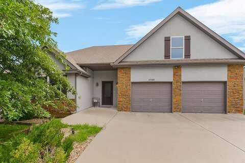 1709 NE 98th Street, Kansas City, MO 64155