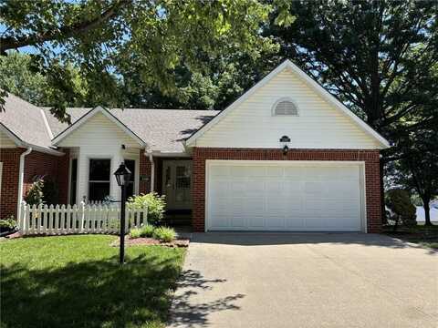 2109 Berkshire Drive, Saint Joseph, MO 64506