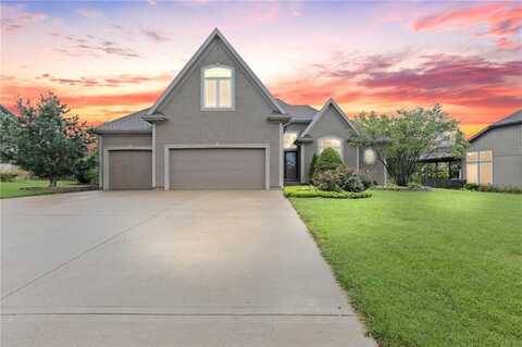 9515 N Askew Avenue, Kansas City, MO 64156