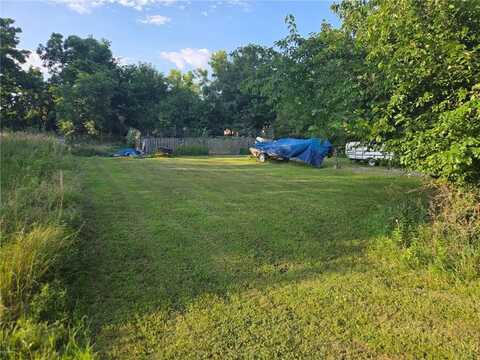 37 Nebraska Drive, Linn Valley, KS 66040